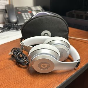 Beats Solo 3 - Silver